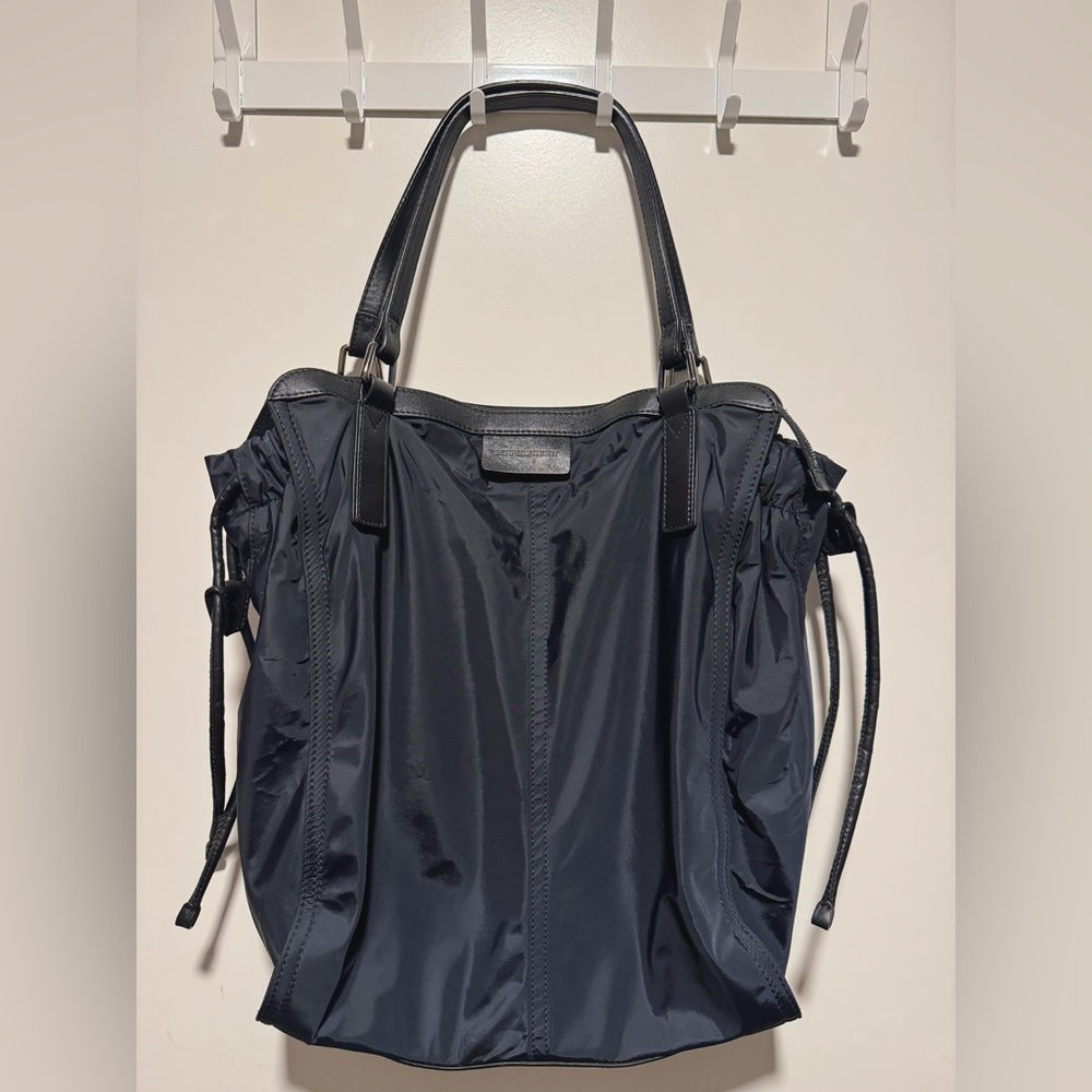 BURBERRY CLASSIC Navy Tote Bag